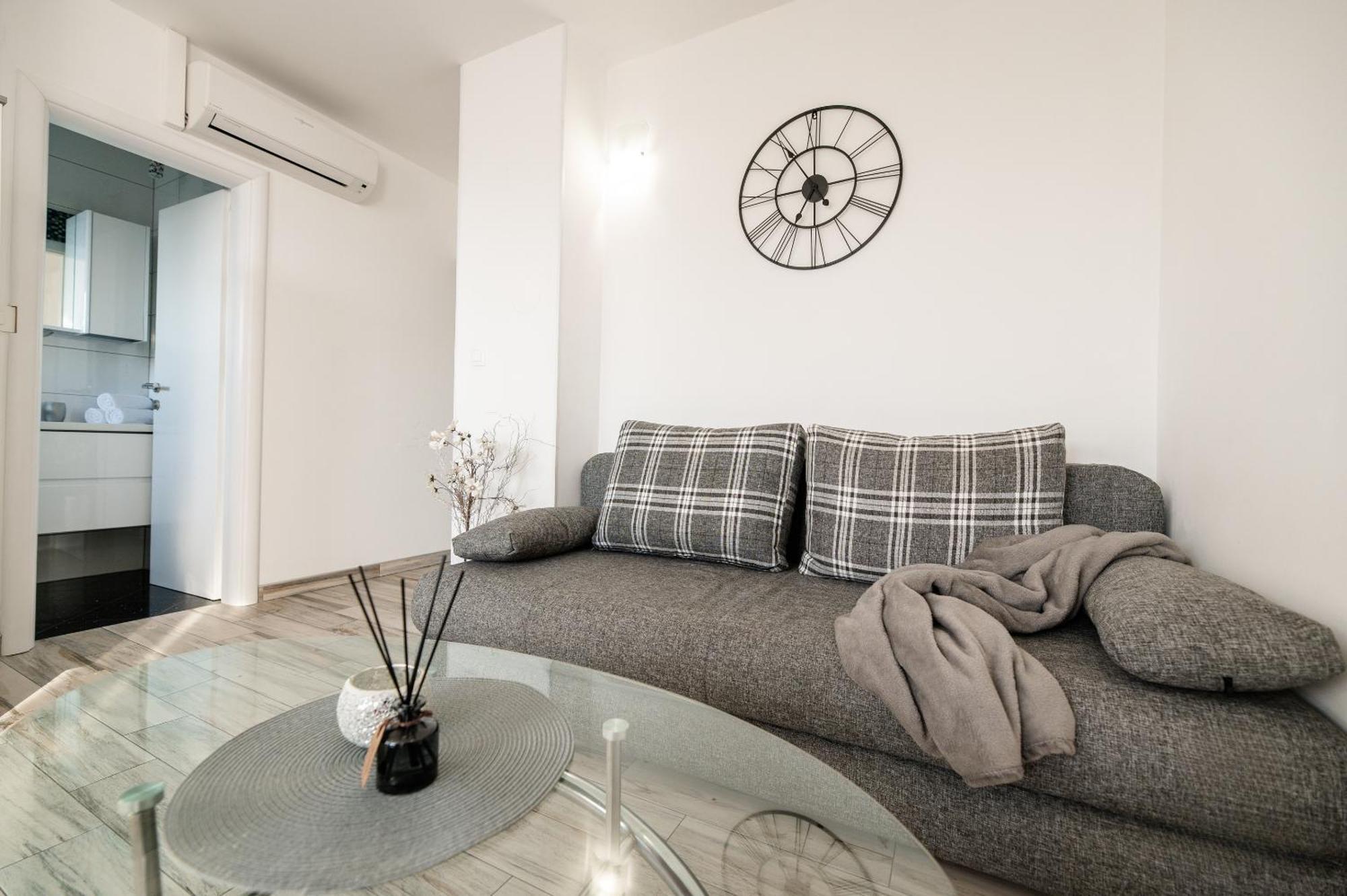 Bubi Apartments Малинска Экстерьер фото